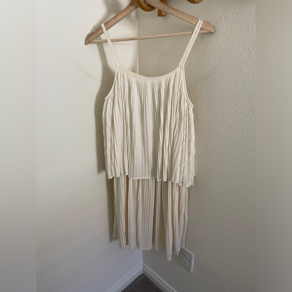 NWT FARM RIO cream ivory pleated flowy mini dress size L party summer